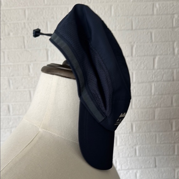 Red Bull Racing Formula One Navy Cap - Picture 2 of 5